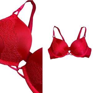 Victorias Secret red bombshell plunge push up bra. Adds 2 cup sizes.